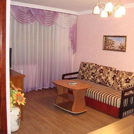 Studio On Stalevarov Near Meduniversity Zaporizhia Bagian luar foto