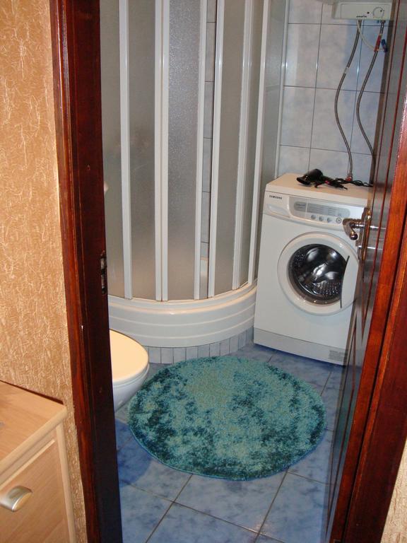 Studio On Stalevarov Near Meduniversity Zaporizhia Bagian luar foto