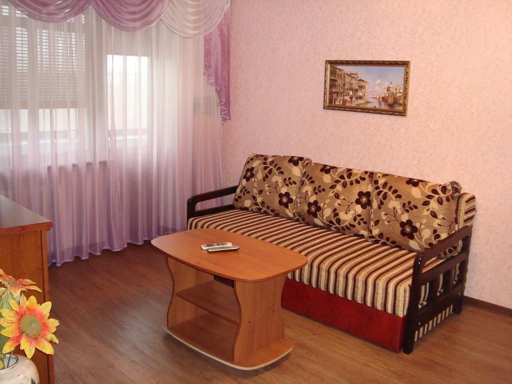 Studio On Stalevarov Near Meduniversity Zaporizhia Bagian luar foto